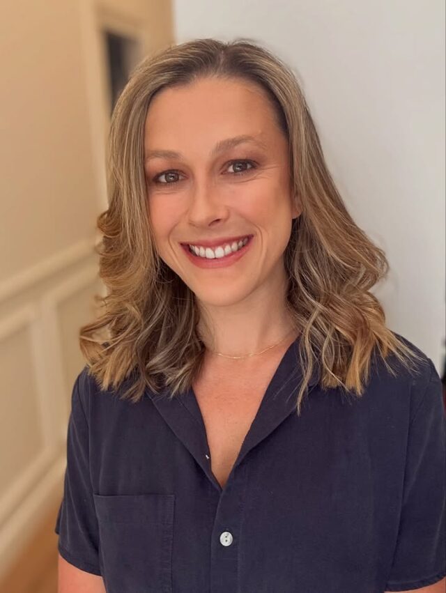 Complete Beauty for my dear Steph ✨

Behind every service lies a unique experience of self-care and empowerment. This is my passion. My purpose…and I love helping women feel confident in their own Natural Beauty.
.
.
.
#studioapco #naturalbeauty #naturalbrows #nanobrowspmu #cosmetictattoo naturalbeautyenhanced sanctuaryskincare